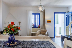 WhiteBlue House - Skopelos traditional settlement